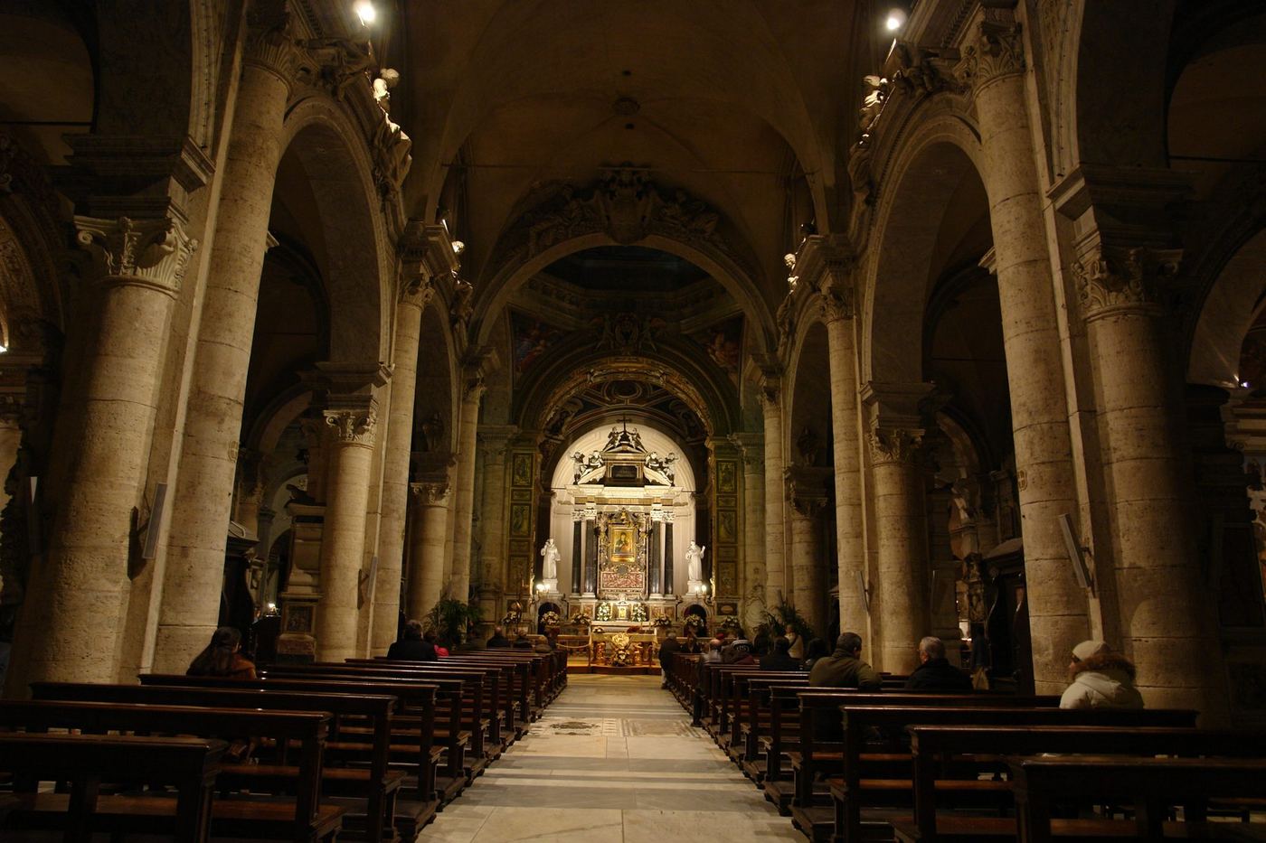 Santa Maria del Popolo, the nave